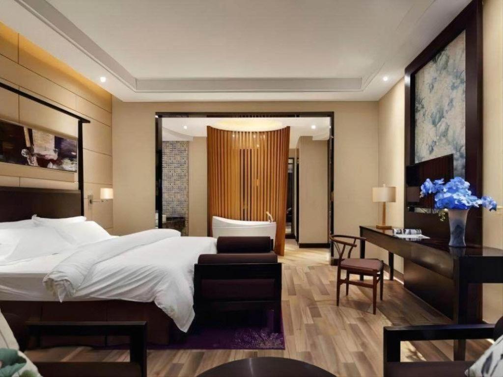 Jinjiang Metropolo Hotel - Liyang Tianmu Lake 창저우 외부 사진